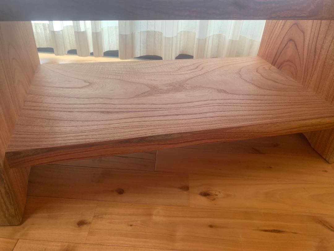 最終値下げ✨勿体ない利用&重厚リビングローテーブル、TVボード(栴檀一枚板天板)