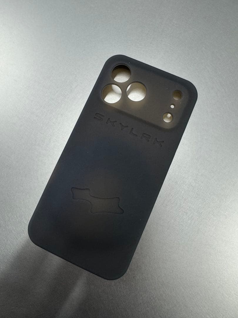 SKYLRK iPhone ケース 17 Pro Bump Case