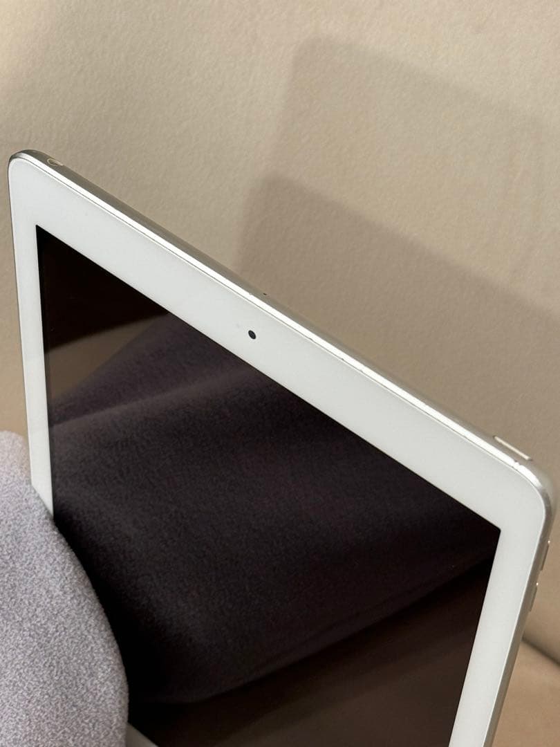 iPad 本体 Apple 第6世代 バッテリー94% 128G