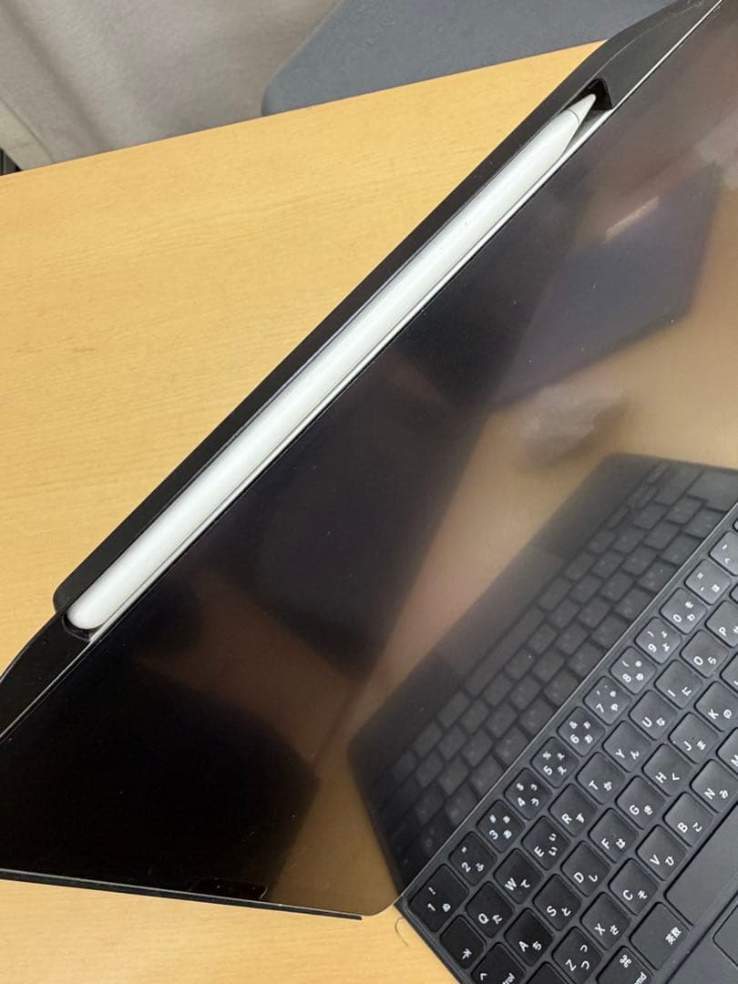iPadPRO本体 純正マジックキーボード・Apple pencil2付き