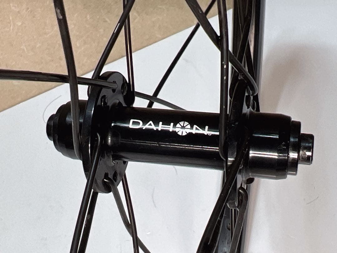 DAHONダホン WTB ETRTO 406X15C 前面と背面 ホイール