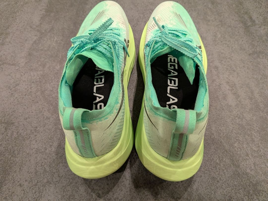 Asics Megablast (駅伝) 27.5