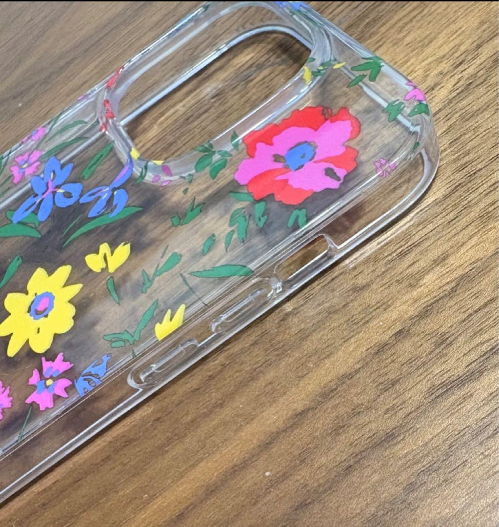 特価☘️ケイトスペードiPhone14Pro対応ケーススマホリング付クリームマルチ