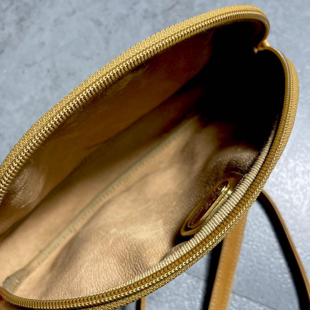 超希少✨️ OLD GUCCI ショルダーバッグ GG柄 ロゴ装飾 PVC