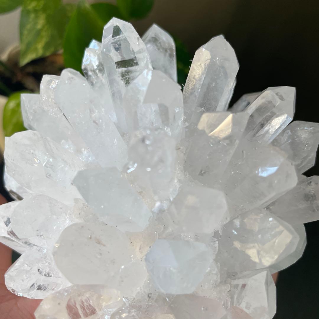 クリスタルクォーツ　クラスター　透明水晶　パワーストーン　幸運を招く石　浄化