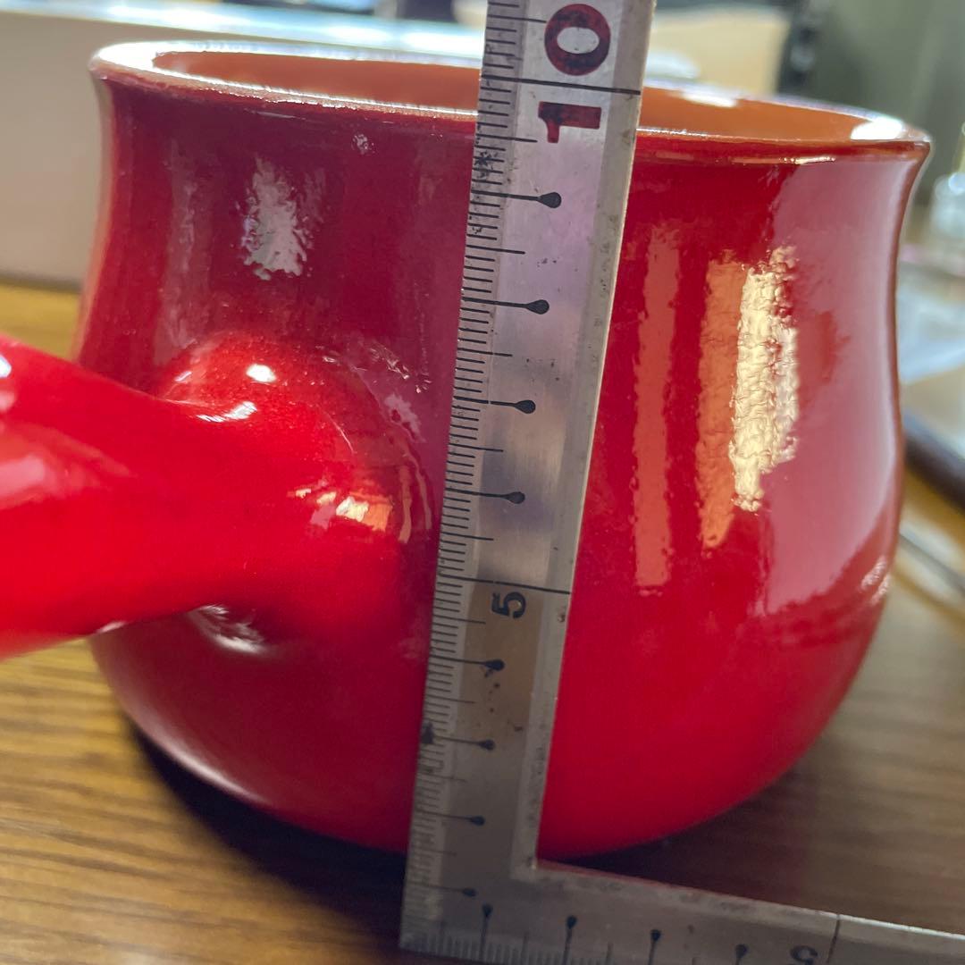 イタリア製「PIRAL（ピラル）」のフォンデュ鍋 落ち着いた赤色がとても可愛い