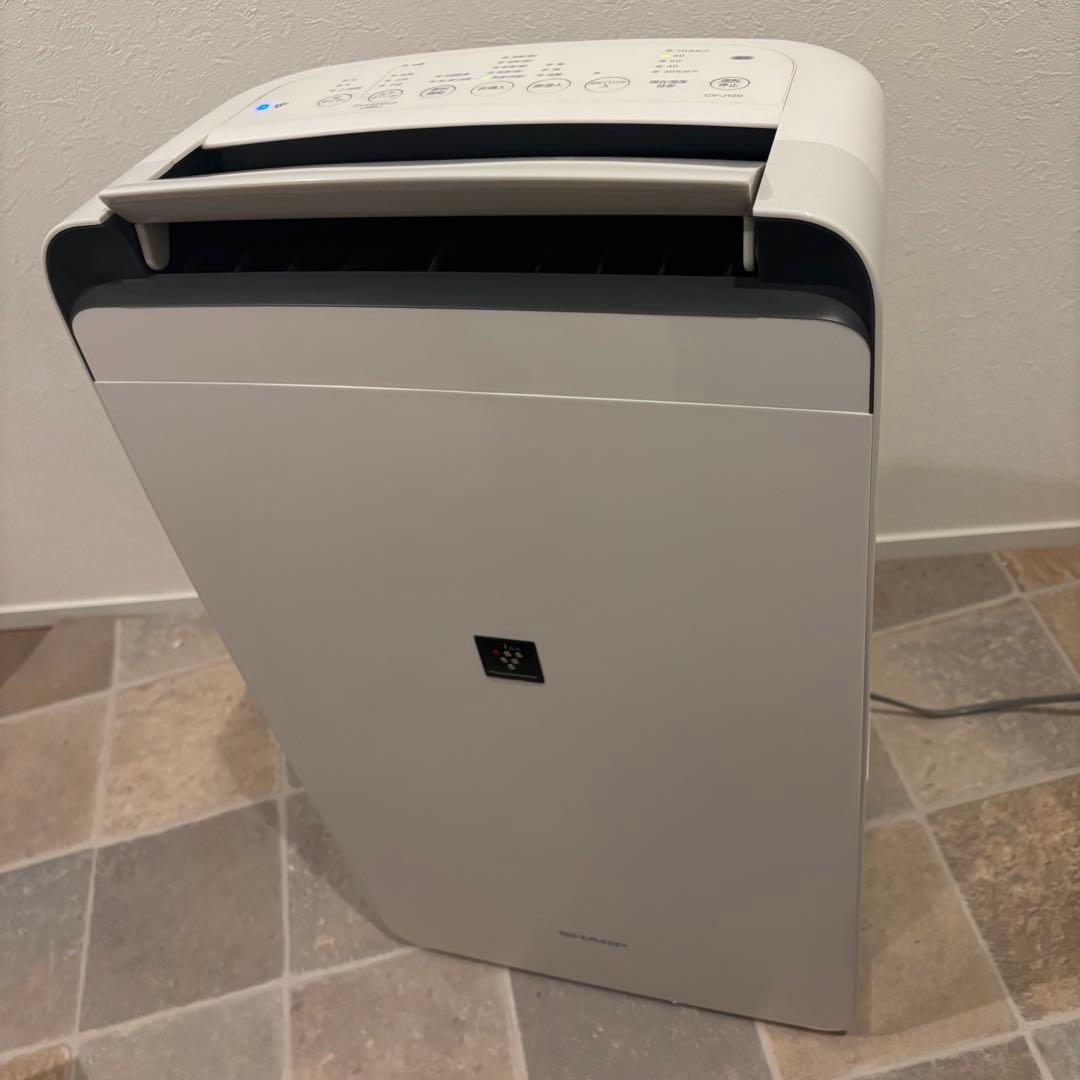 SHARP 衣類乾燥/除湿 CV-J120