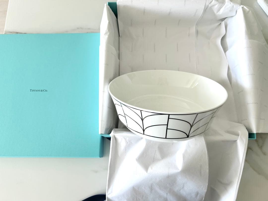 【新品未使用】ティファニー食器　ボウル