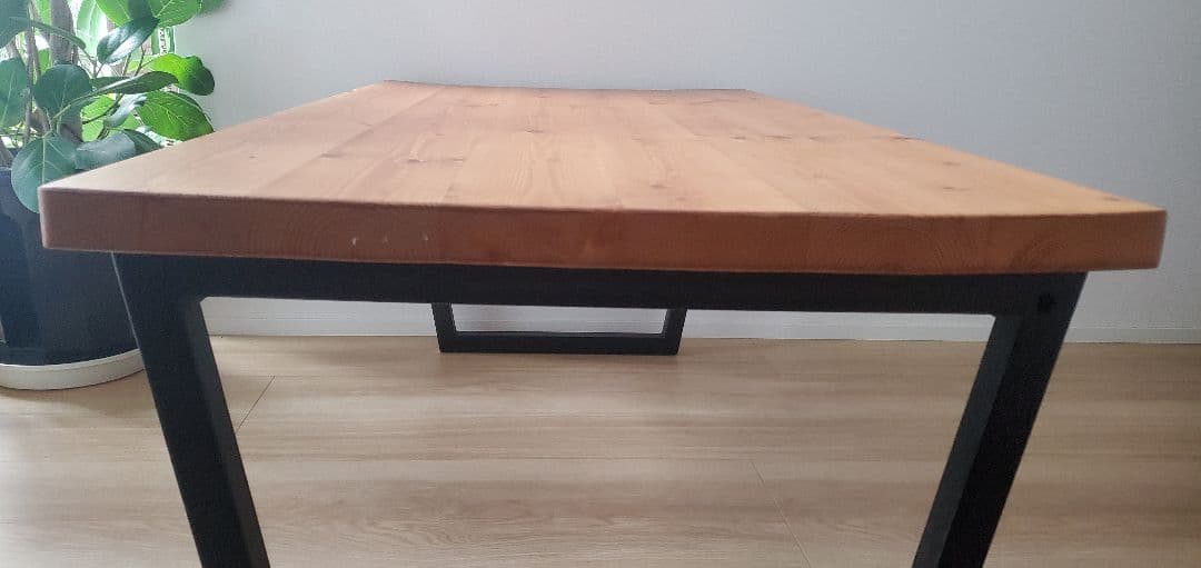 LOWYA　ローテーブル