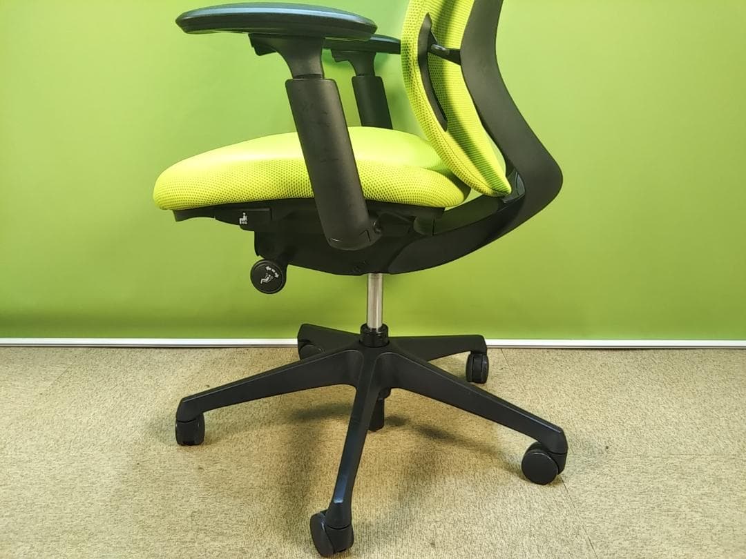 zp　オカムラ　シルフィーチェア　前傾機能　ハイバック　クッションタイプ 中古