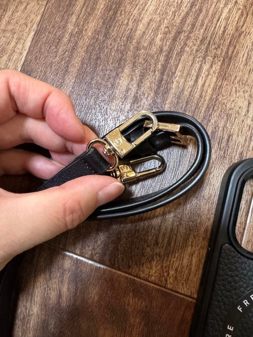 CUSTYPE iPhone17pro ブラック