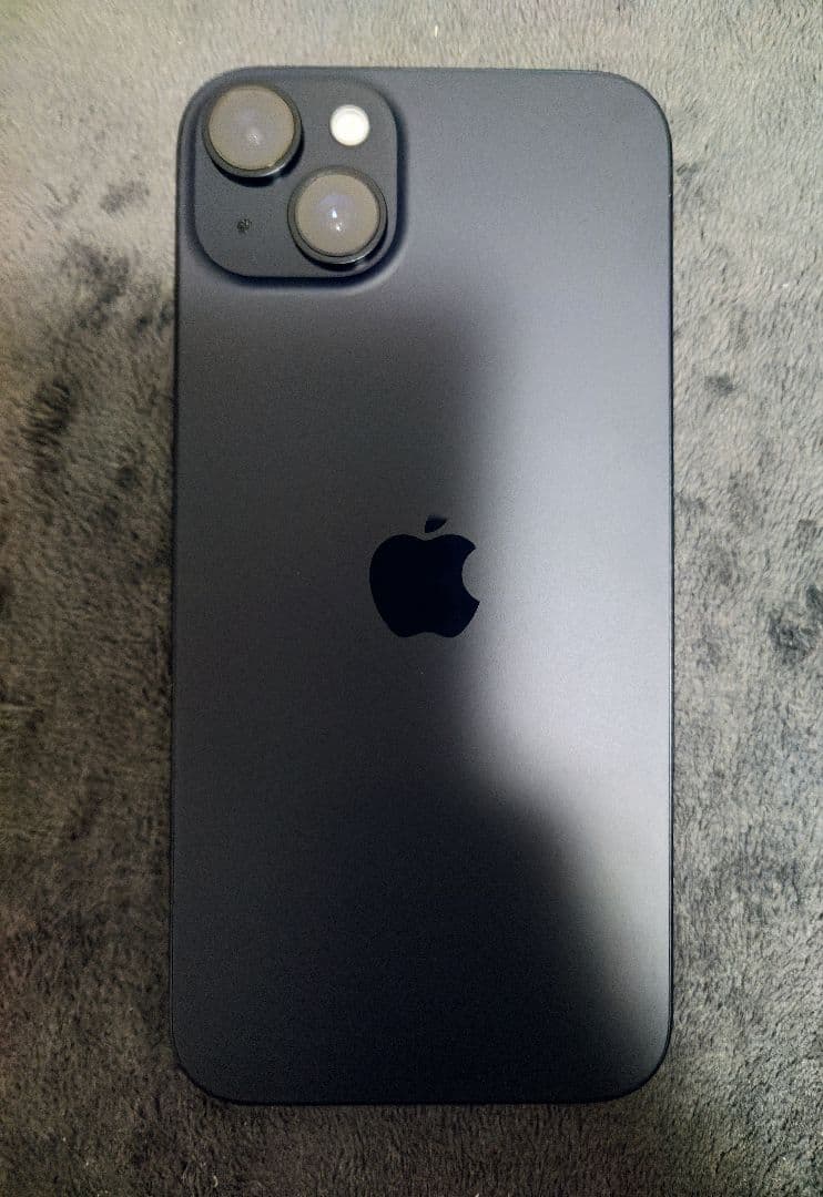 SHiiiiiRA iPhone 15 Plus 128GBブラック