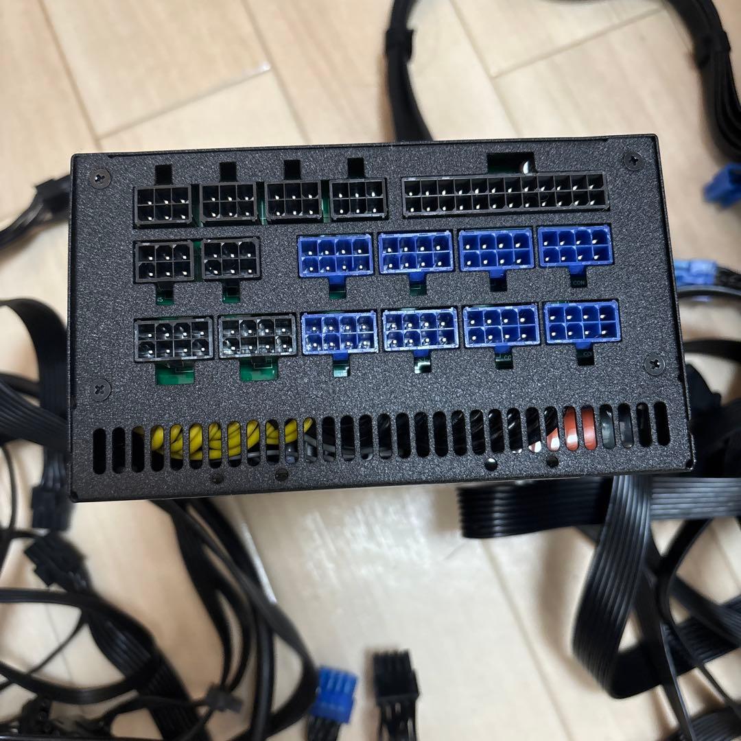 美品　SilverStone ST1200-PT 1200W 電源ユニット