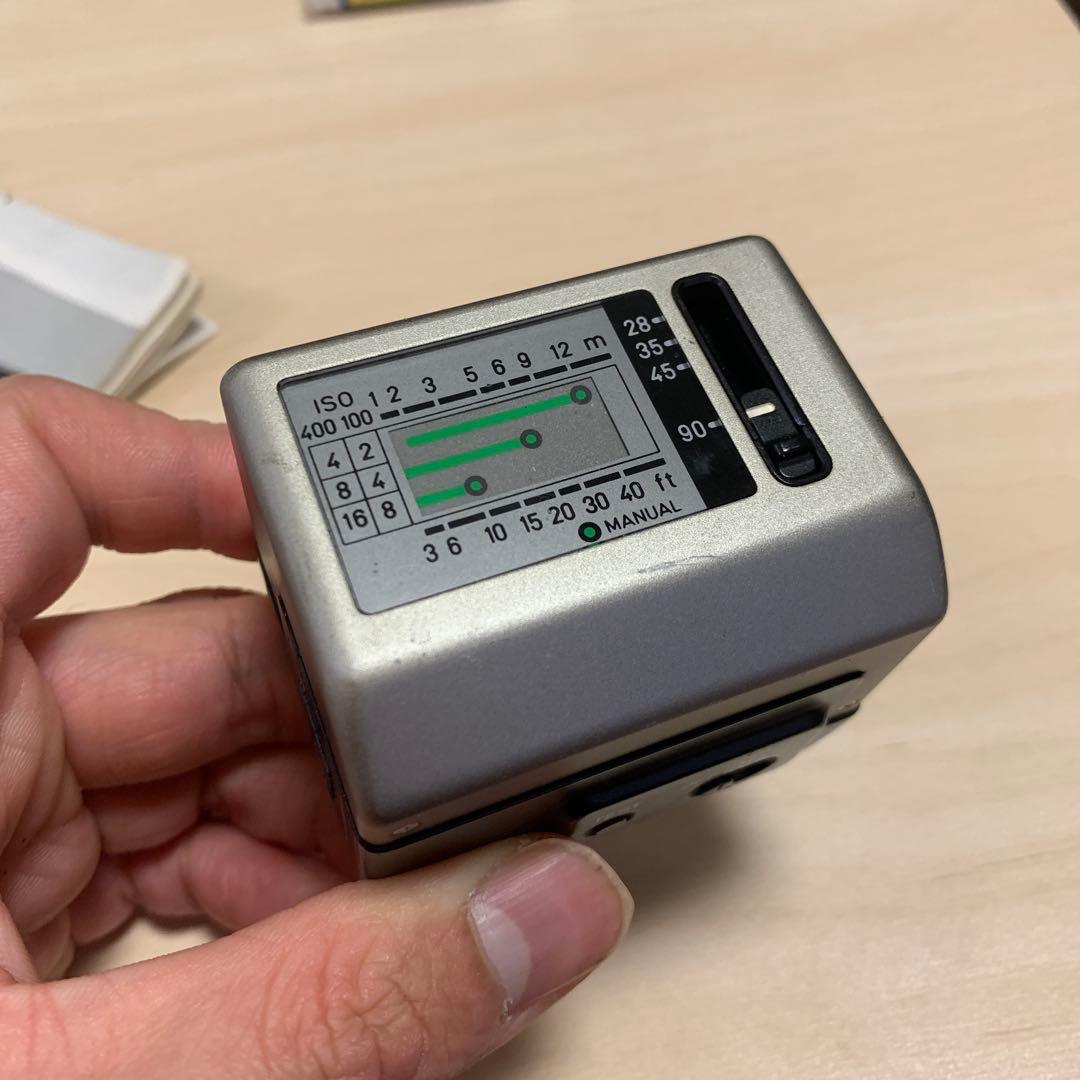 【通電確認済】コンタックス　CONTAX TLA 200 ストロボ