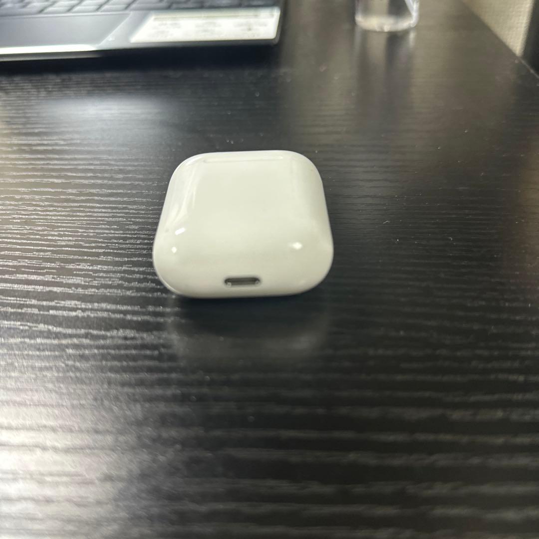 Apple AirPods エアーポッズ 第2世代 with Wireless…