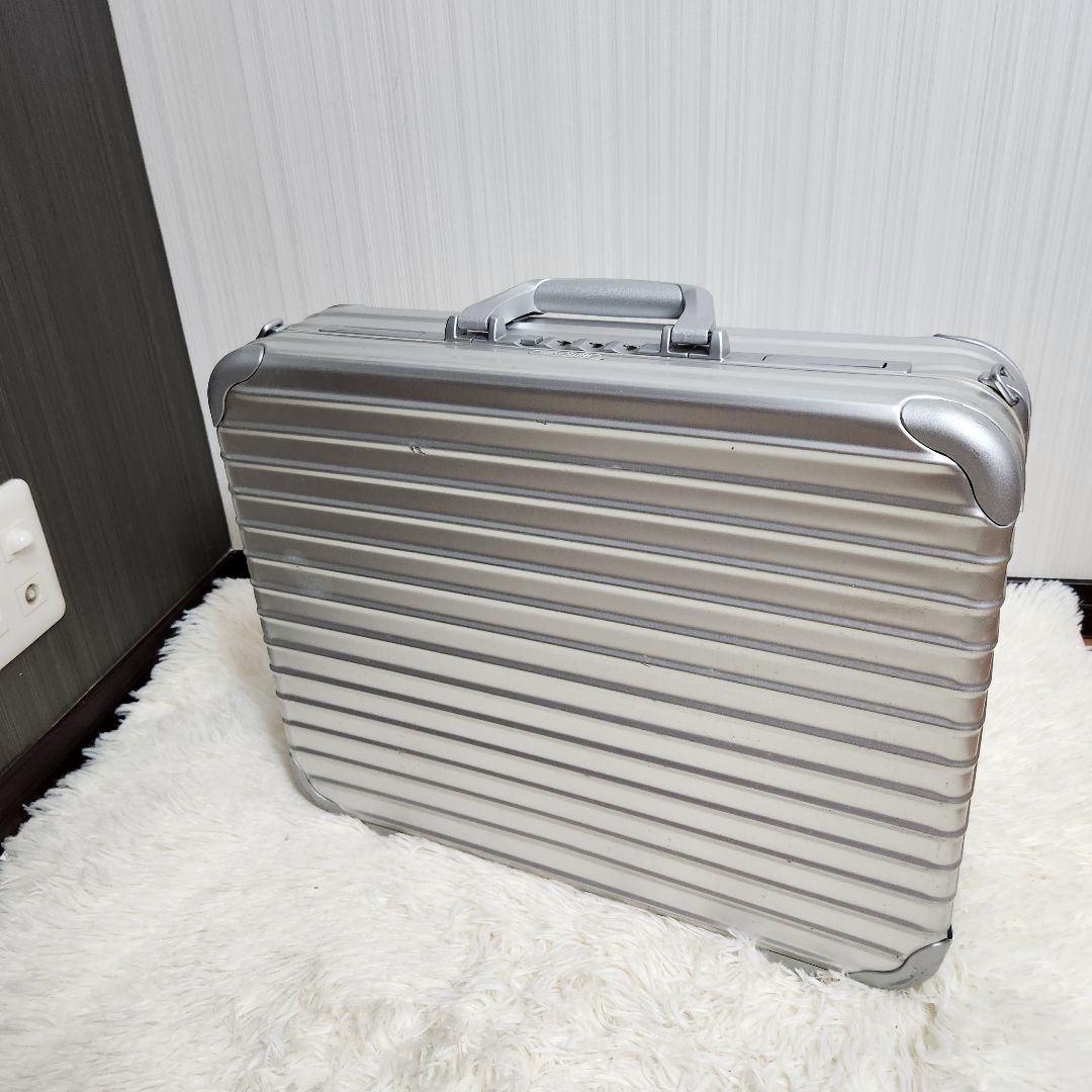美品 RIMOWA アタッシュケース 17L アルミ シルバー 9001200
