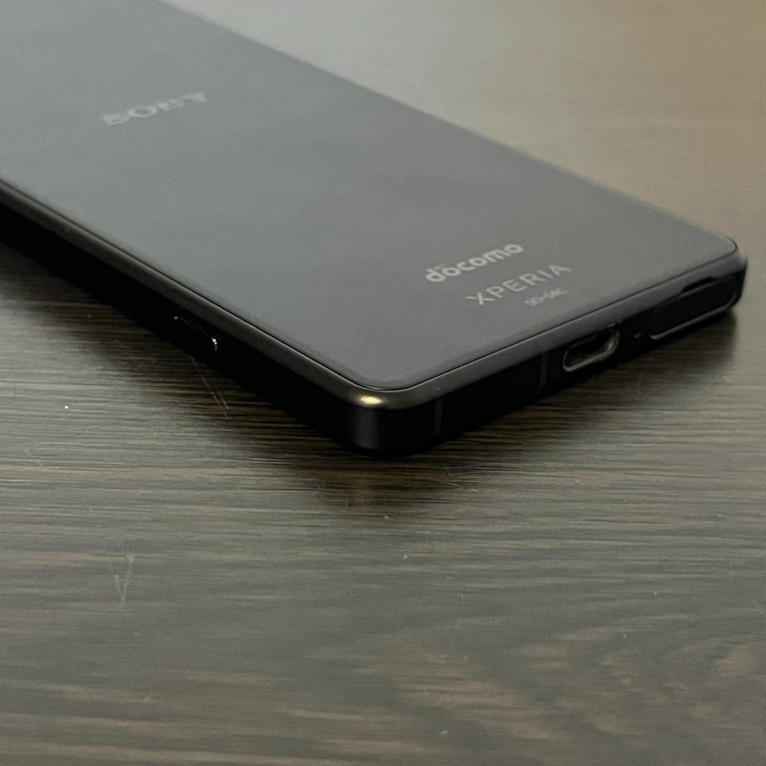 【中古品】ドコモ Xperia 5 IV SO-54C 128GB 黒【動確済】