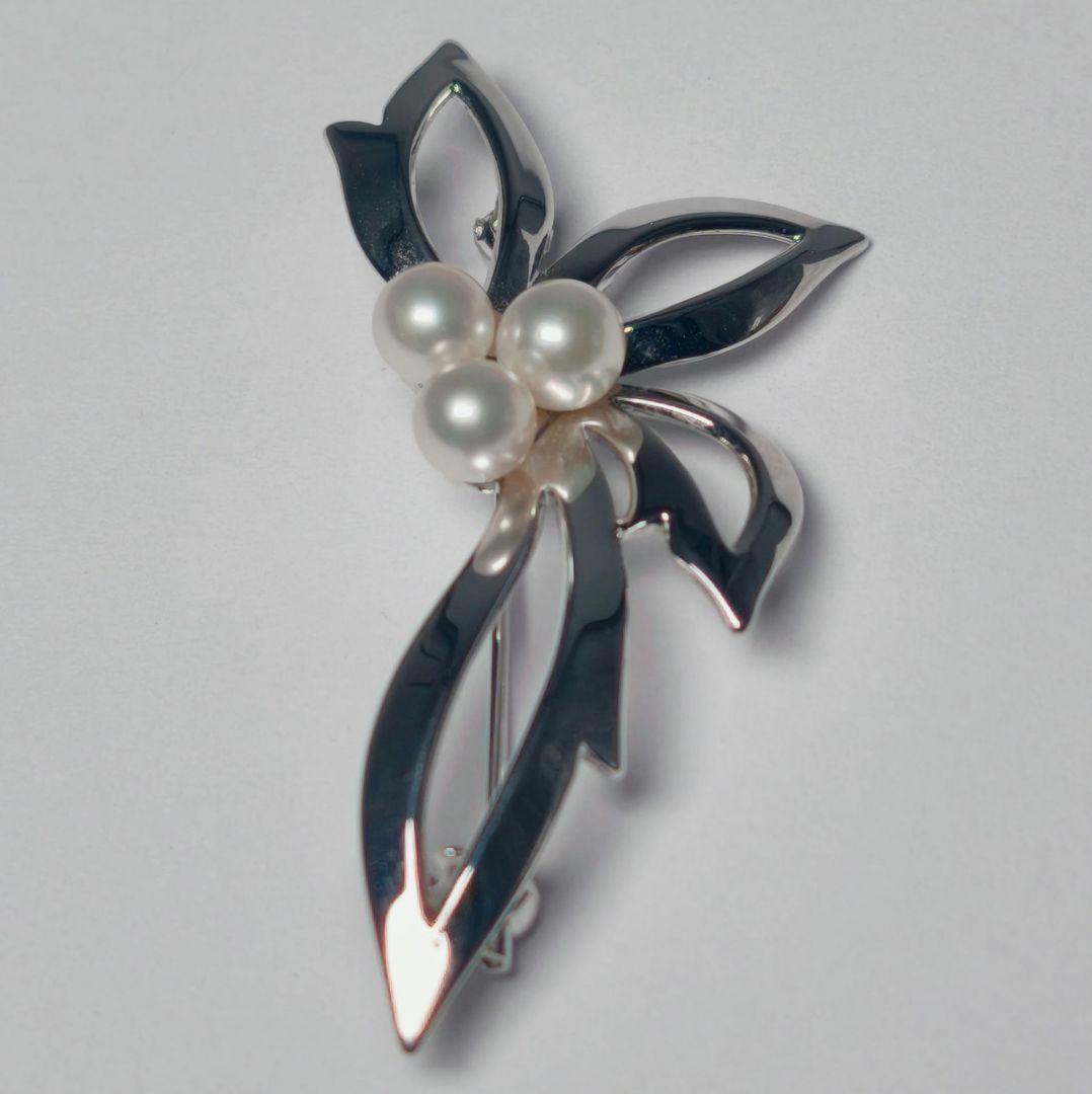 【極美品 最高級!!】ミキモト ブローチ パール フォーマル 3珠 皇室御用達