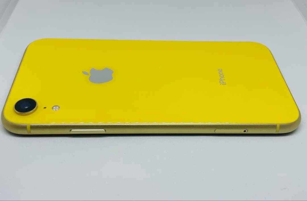 iPhone XR イエロー　本体　128GB
