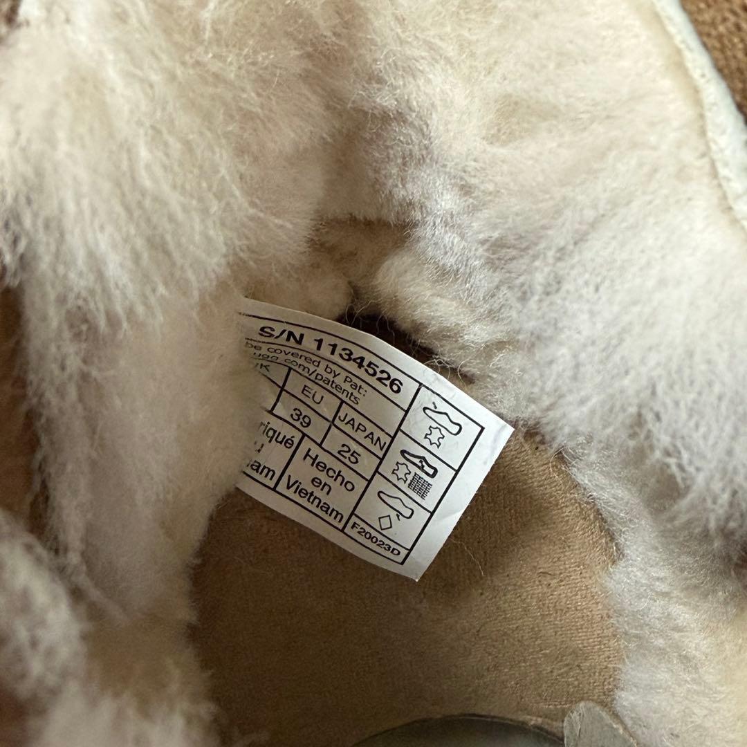 UGG ニューメル プラットフォーム チェルシー 25cm チェスナット