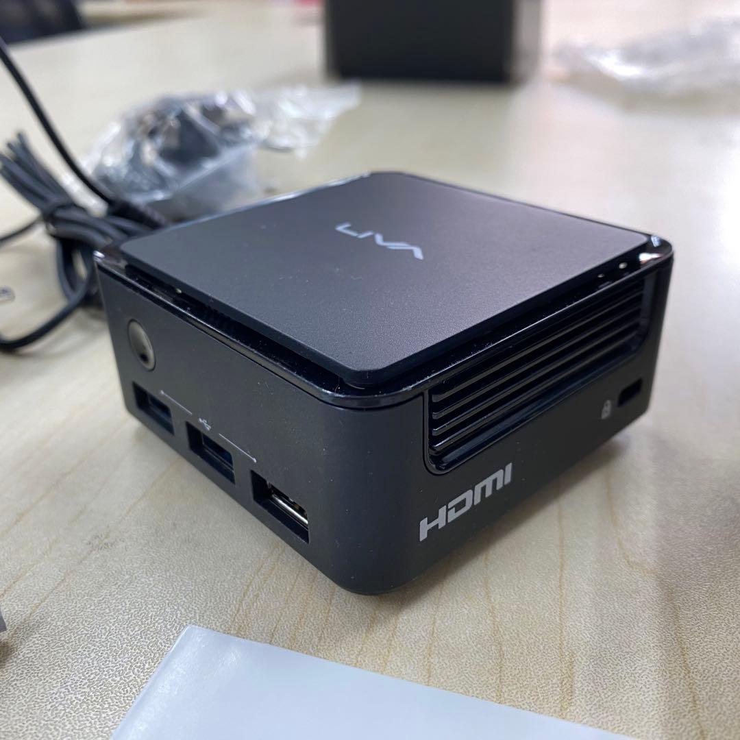 ミニパソコン LIVAQ1L Windows10Pro