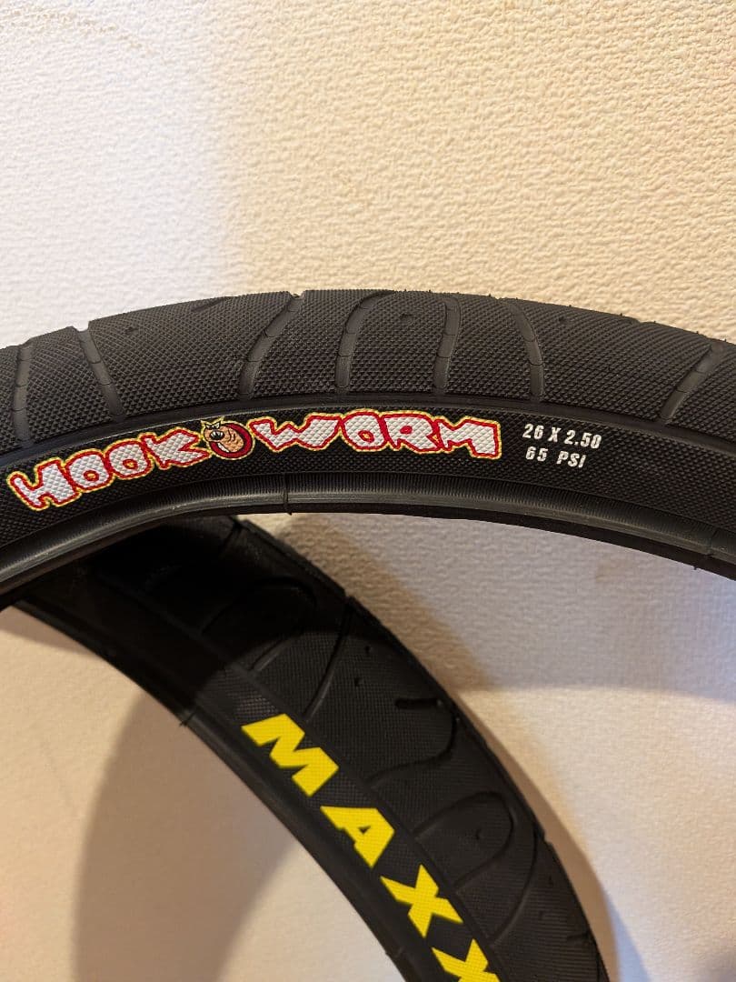 マキシス　Maxxis Hookworm 26x2.5　2本セット