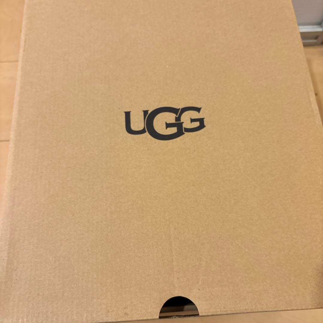 1回着用　UGG クラシック　ウルトラミニ　ブラック