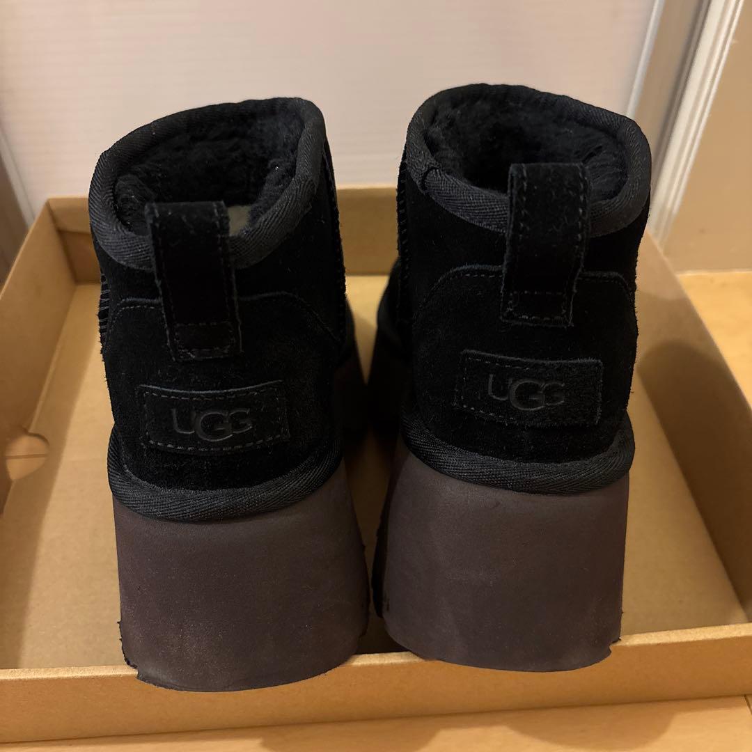 1回着用　UGG クラシック　ウルトラミニ　ブラック
