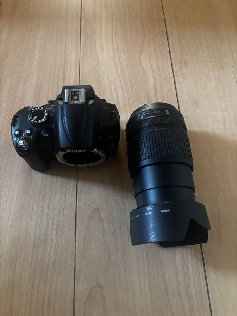 Nikon デジタル一眼レフカメラ ズームレンズ付き