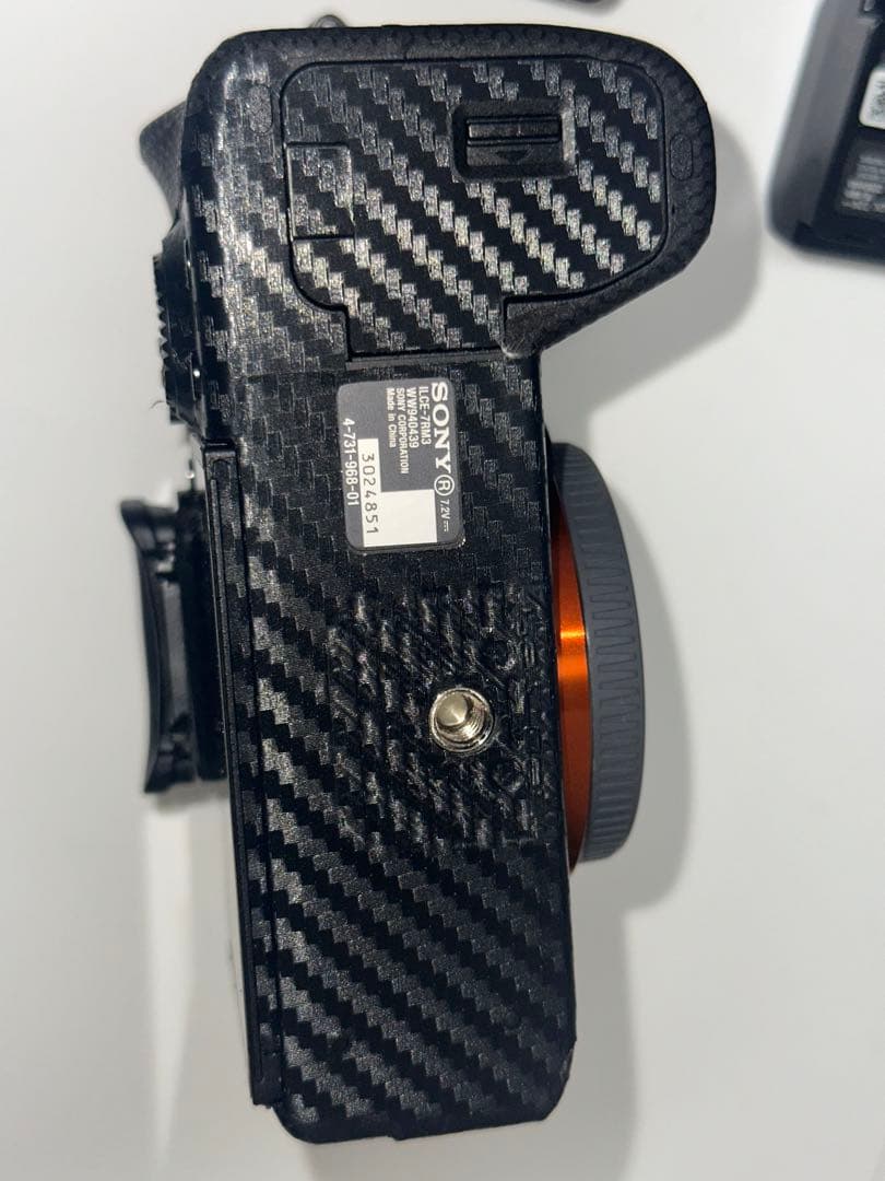 Sony α7RIII ミラーレス一眼 本体とバッテリー2個