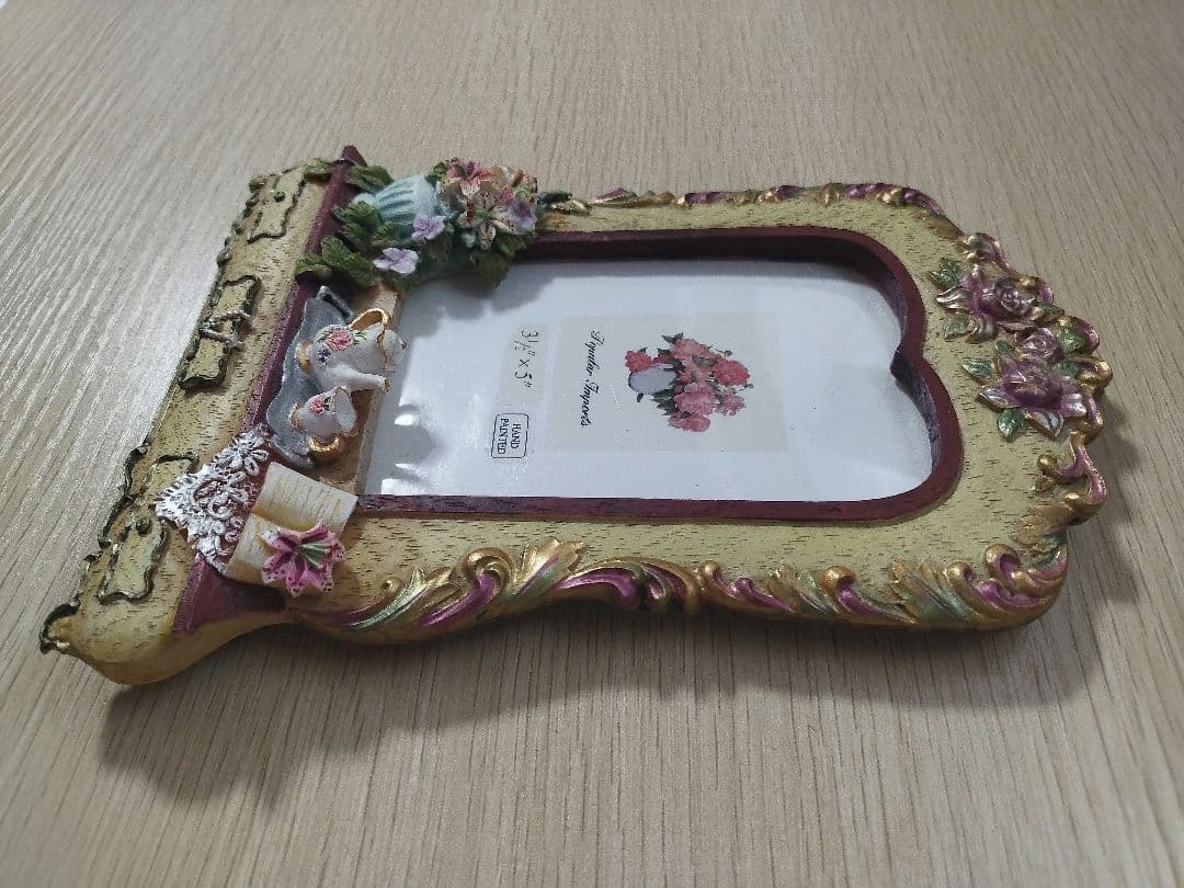 【新品】ヨーロピアン写真立て、フォトフレーム 写真入れ 花 ティーカップ 花瓶