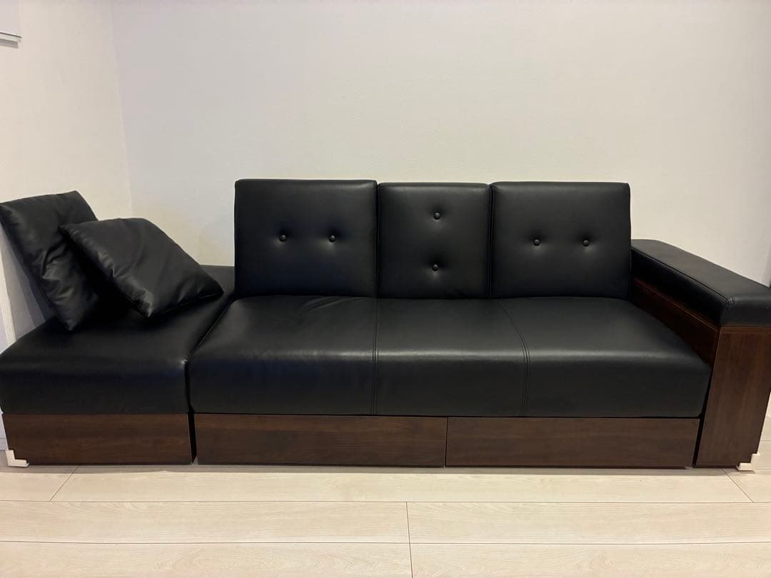 モダンデコ　2WAYソファ PUブラック×ウォールナット