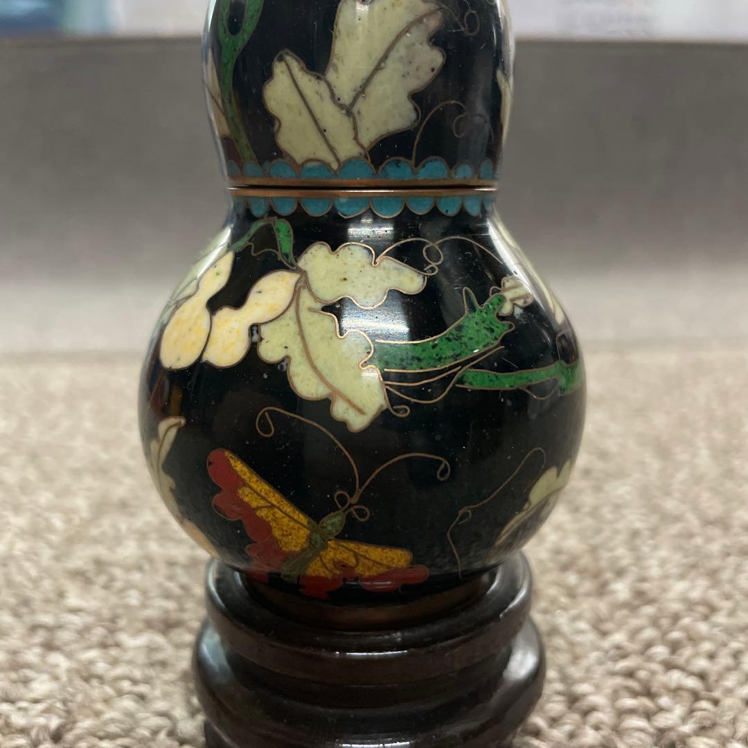中国美術品　骨董品　瓢箪　ひょうたん 蝶々　台座付き