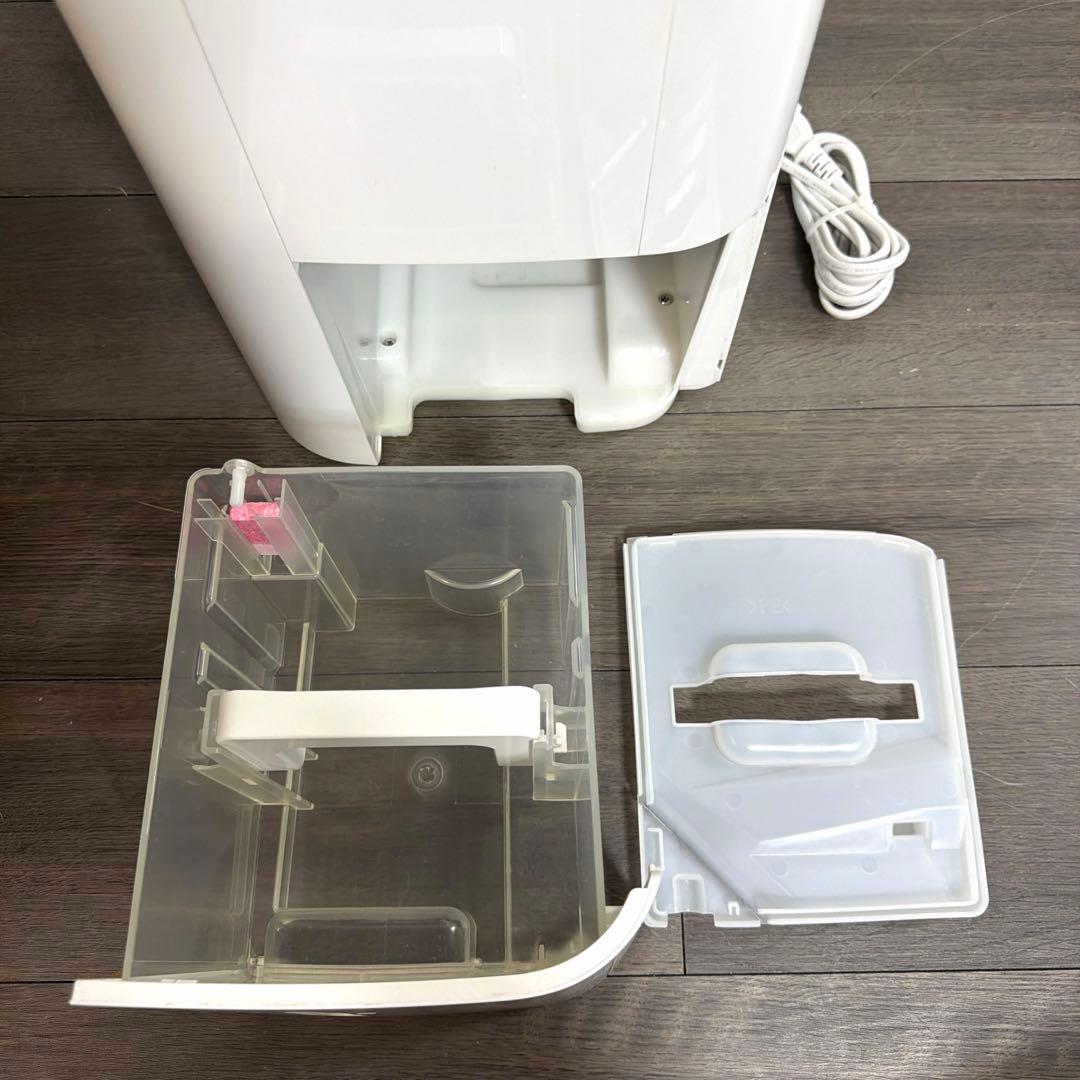 SHARP空気清浄　除湿機　CV-EF120-W