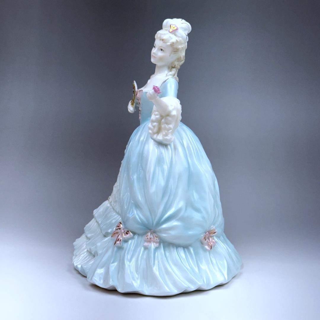 コールポート Coalport マリー・アントワネット フィギュリン 置物