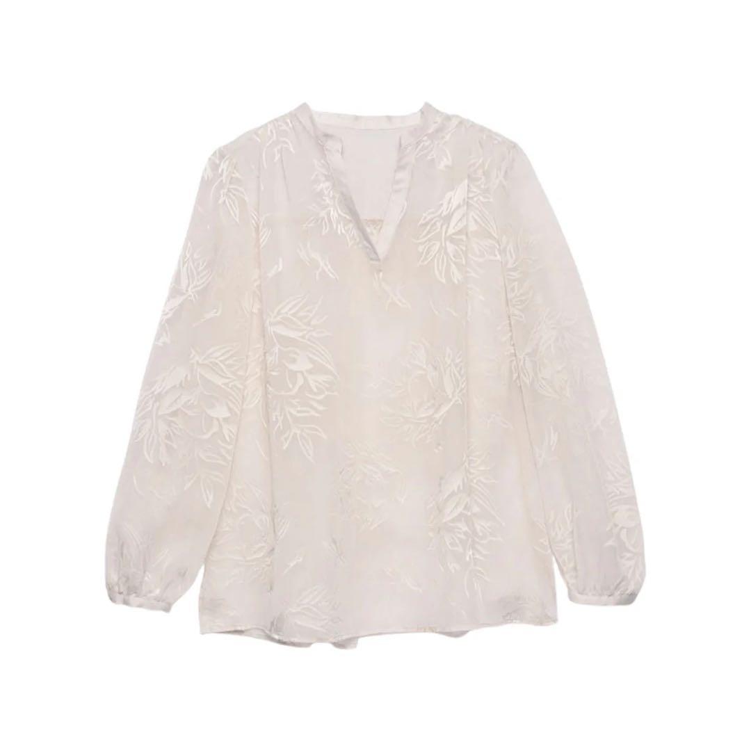 スキッパーネックオパールブラウス エクリュ アニュアンス