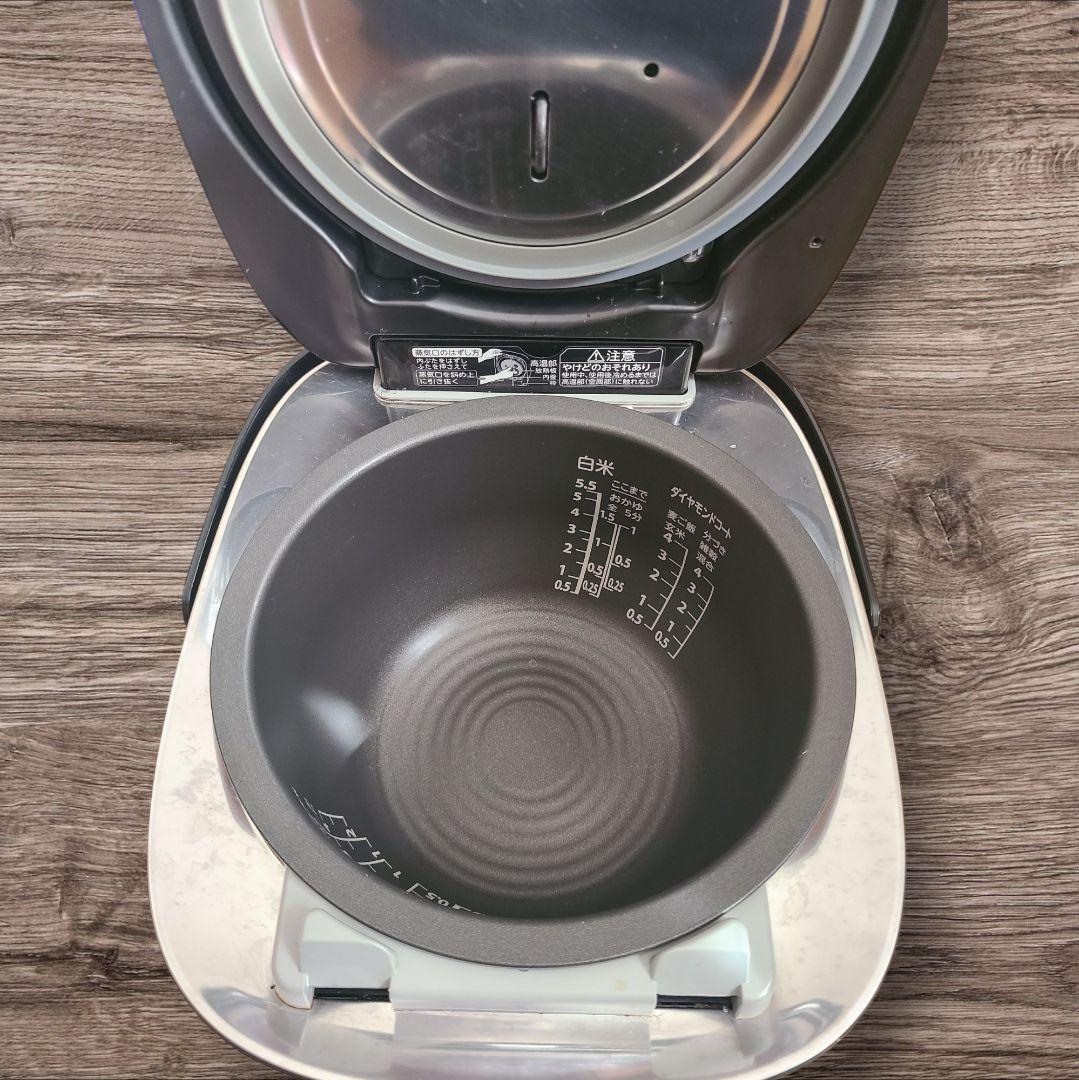 TOSHIBA IH炊飯器 RC-10VST