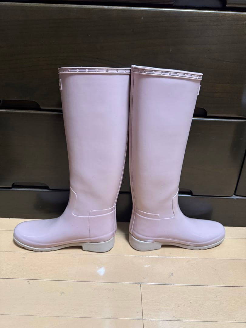 23cm HUNTER 薄いピンク　バックル付きロングブーツ