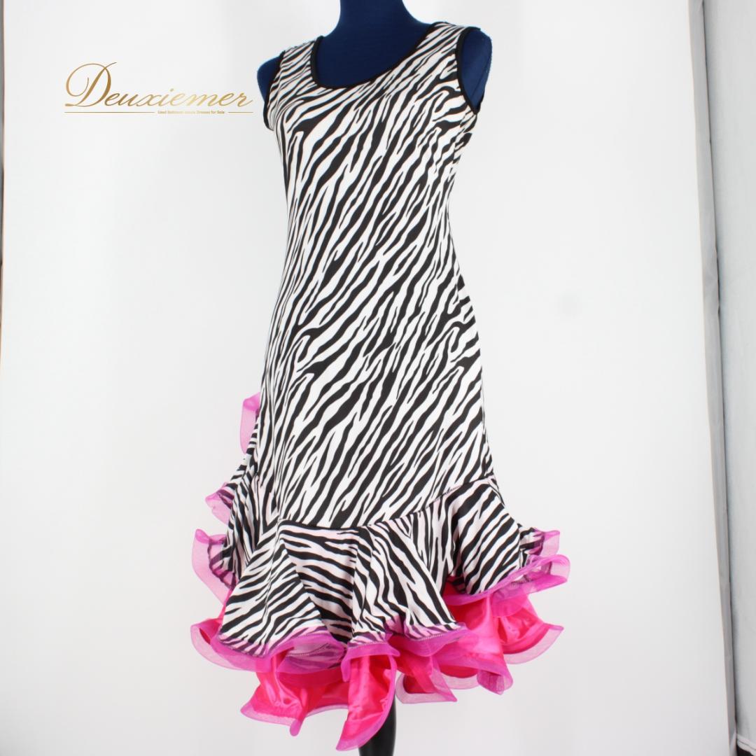 【社交ダンス衣装】ワンピース ドレス ラテン 黒 白 マゼンダピンク ブラック