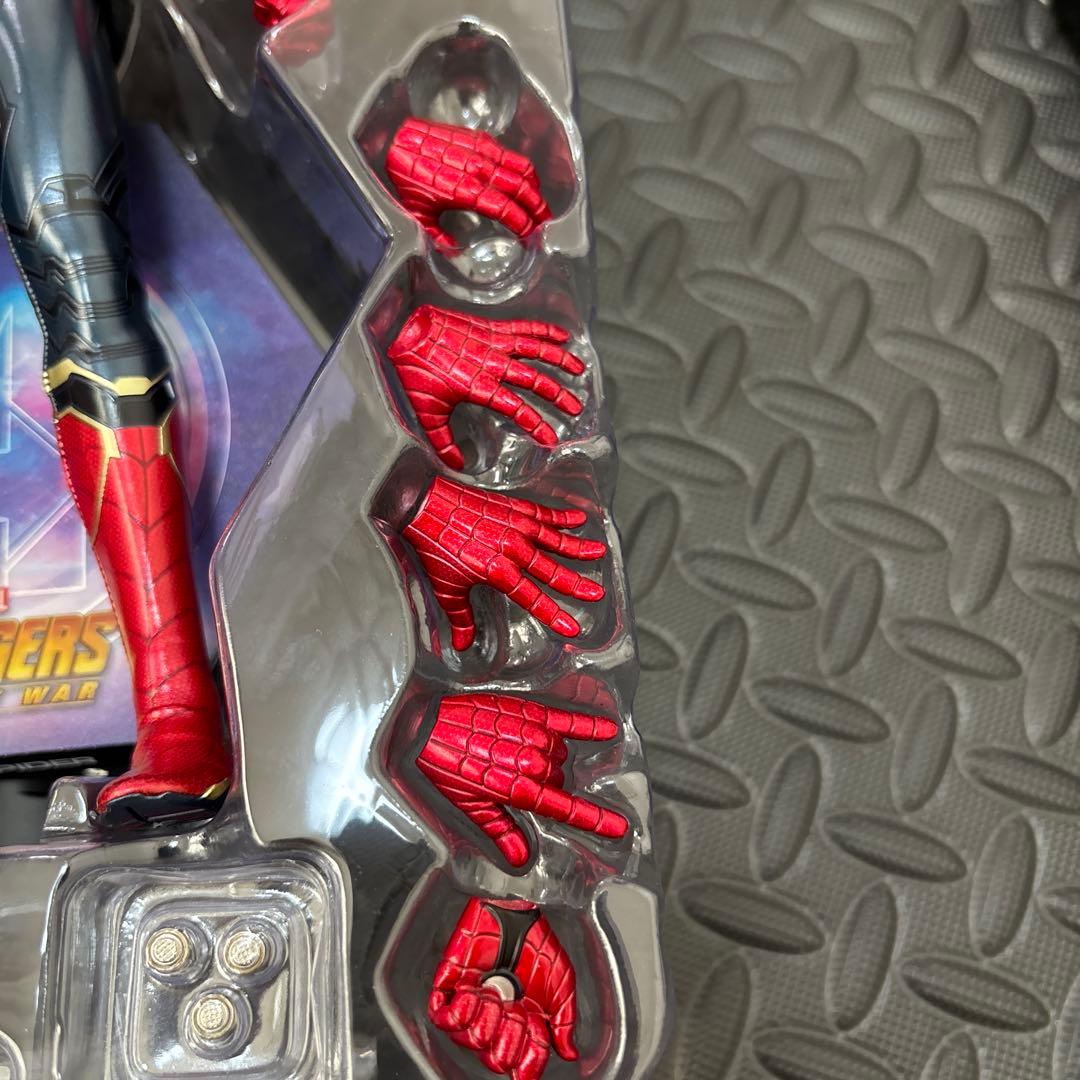 ホットトイズ　アイアン・スパイダー スパイダーマン　マーベル