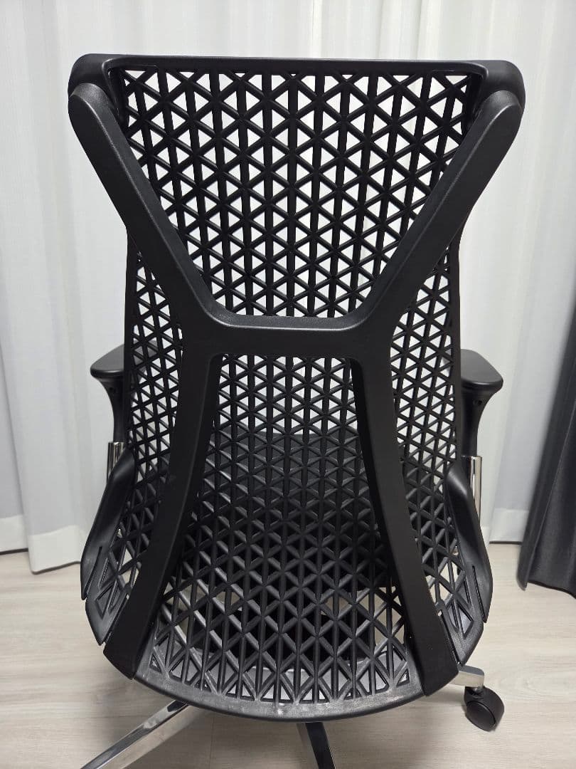 オフィスチェア フレームレス 高機能チェア ブラック