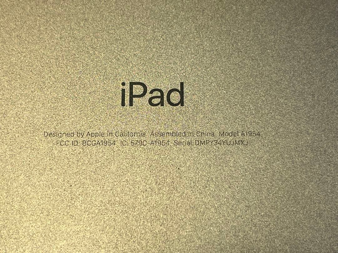 マ*ー様 Apple iPad 6世代　32GB セルラーモデル　ペンシル付き