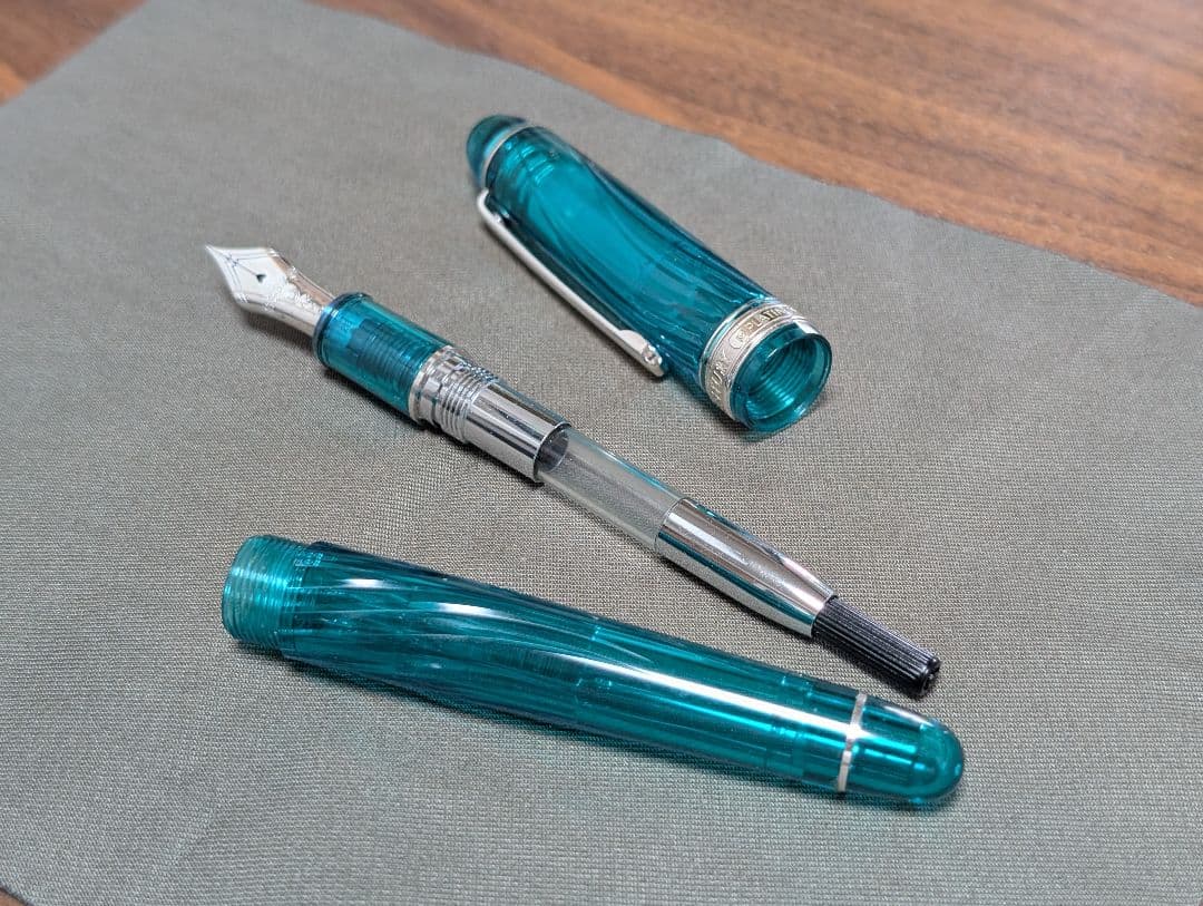 PLATINUM Century 万年筆　薫風　中字　M