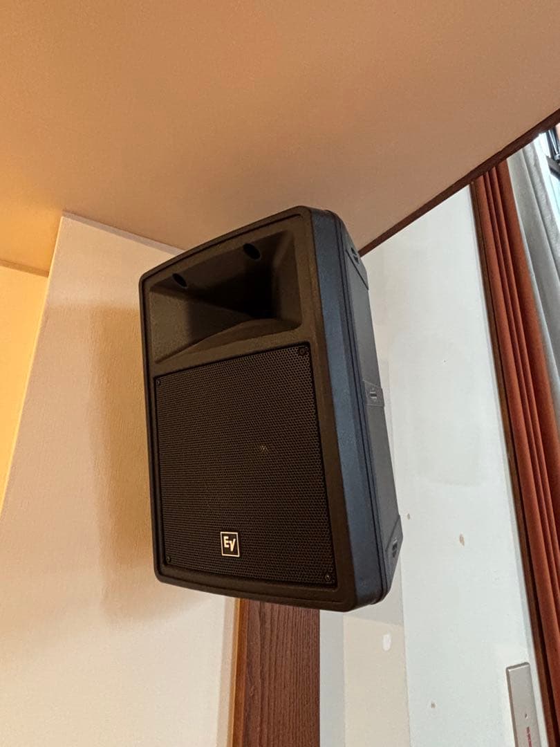 エレクトロボイス SX80スピーカー 1台、壁付用アーム付き