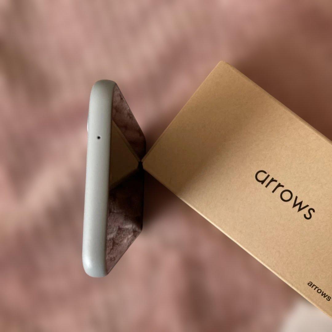 arrows We2 スマートフォン 本体