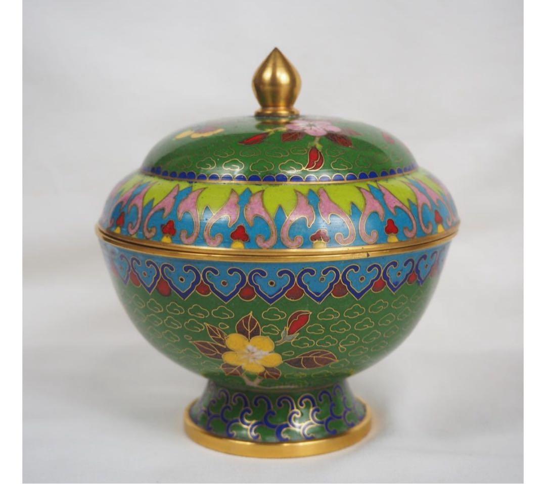 送料無料　中国古玩　景泰藍七宝蓋物一対　高さ約12ｃｍ