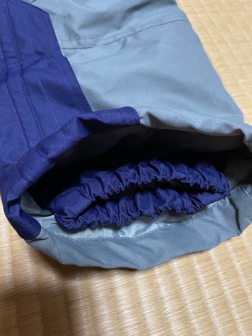 新品　NIKE　キッズ スキーウェア スノーボード 110　雪遊び　そり遊び