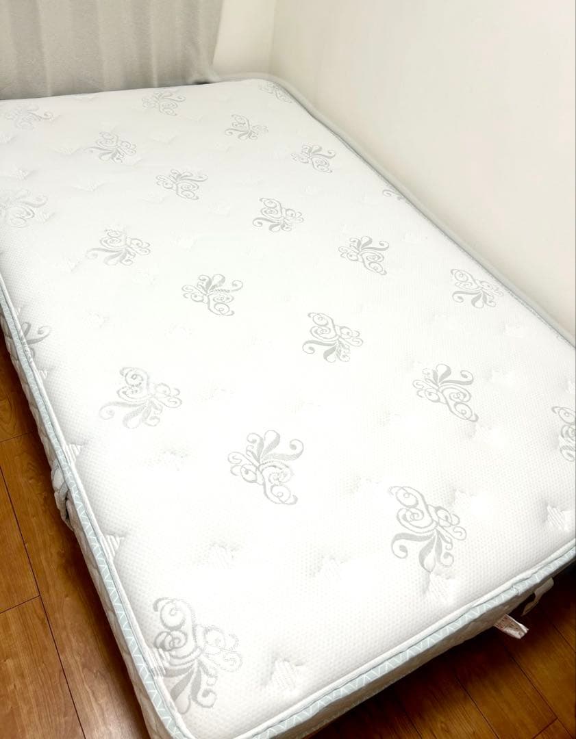 ＭＩ　NIHON BED Silky シフォン セミダブル