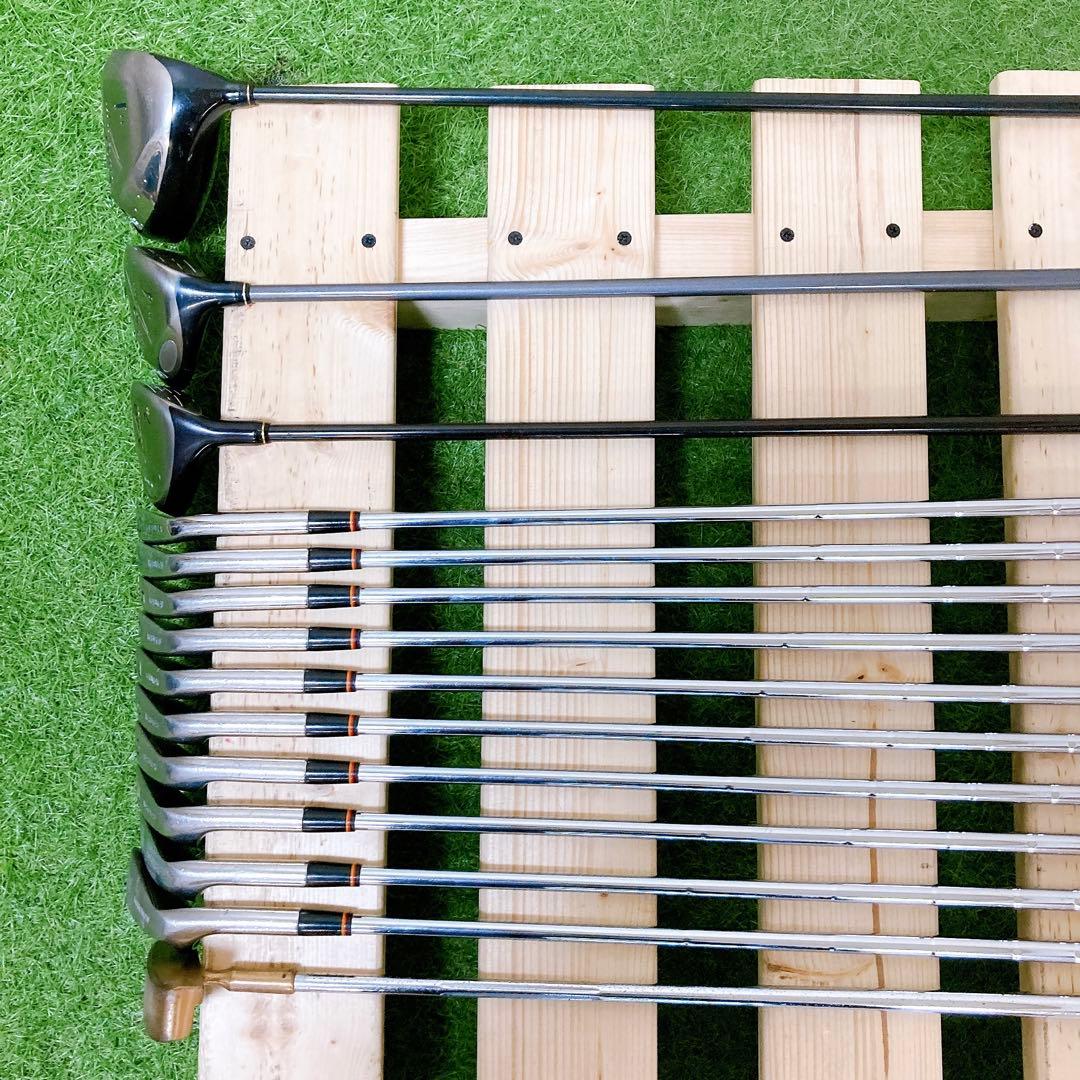 N9.ゼクシオ　初心者オススメ　ゴルフクラブ　メンズセット　右利き　14本