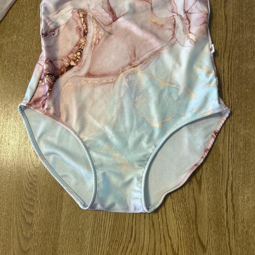 unoa レオタード